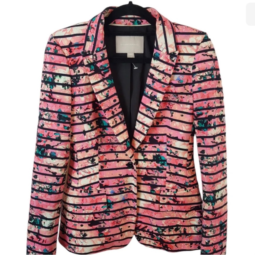 Banana Republic Floral Blazer!!